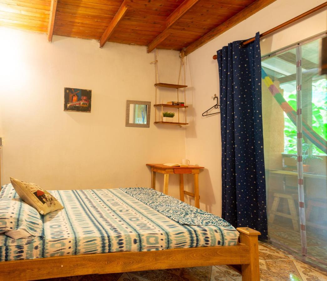 Colibri Hostal Мінка Екстер'єр фото